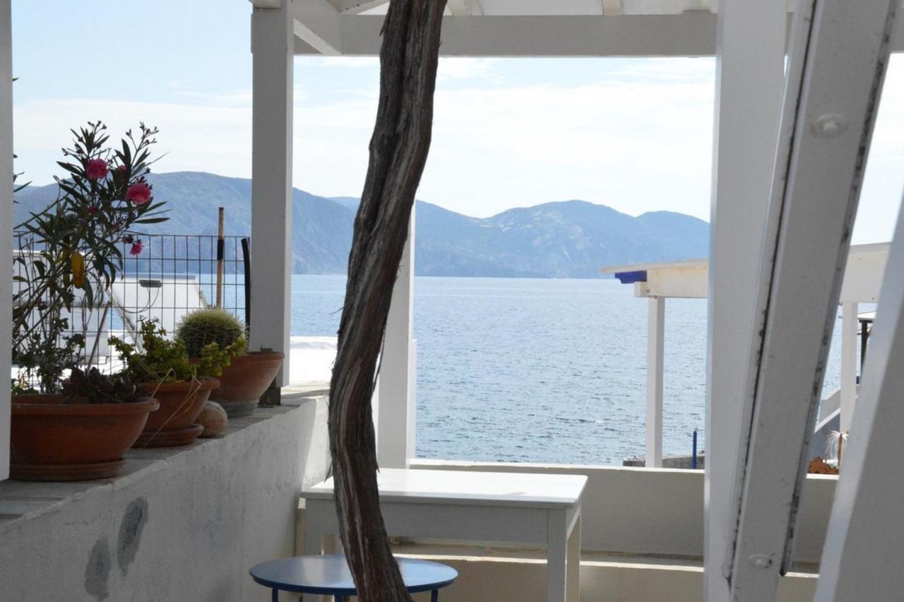 Thalassophile Eco House Villa Plaka  Екстериор снимка